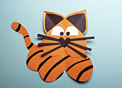 Тигренок своими руками новогодний из ниток и клея пошаговая